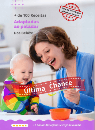 mãe alimentando seu bebê com receitas saudáveis.